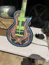 eguitar3.jpg (61526 bytes)
